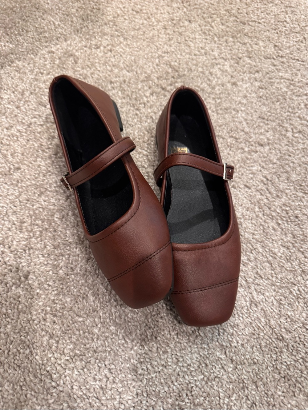 New! Classic Women's Mary Jane Flats in brown